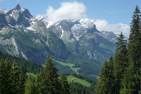 Suisse vue depuis le village de Gsteig