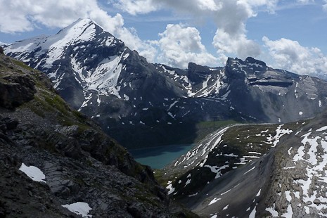 Suisse vue depuis Chindbettipass du Jungfrau et Finsteraarhorn