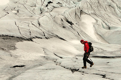 Les glaciers islandais se découvrent en crampons à l'occasion de courtes balades