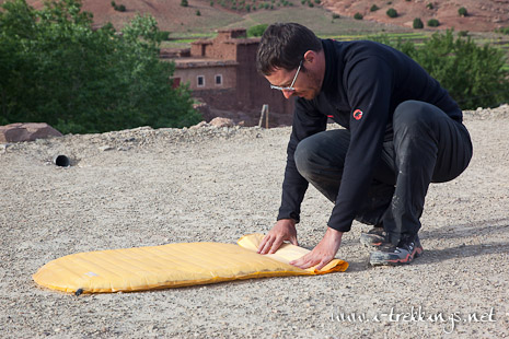 Pliage du matelas Thermarest Neoair Xlite
