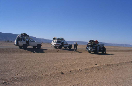 Sur la route entre Ubari et Al Awaynat, le 11 février 2002