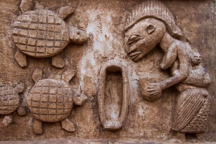 Les portes du Pays Dogon reflète l'âme artistique de ses occupants