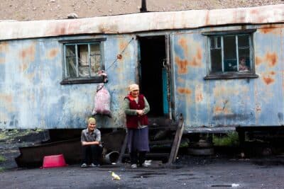 Trekking dans l'or noir du Tian-Shan intérieur