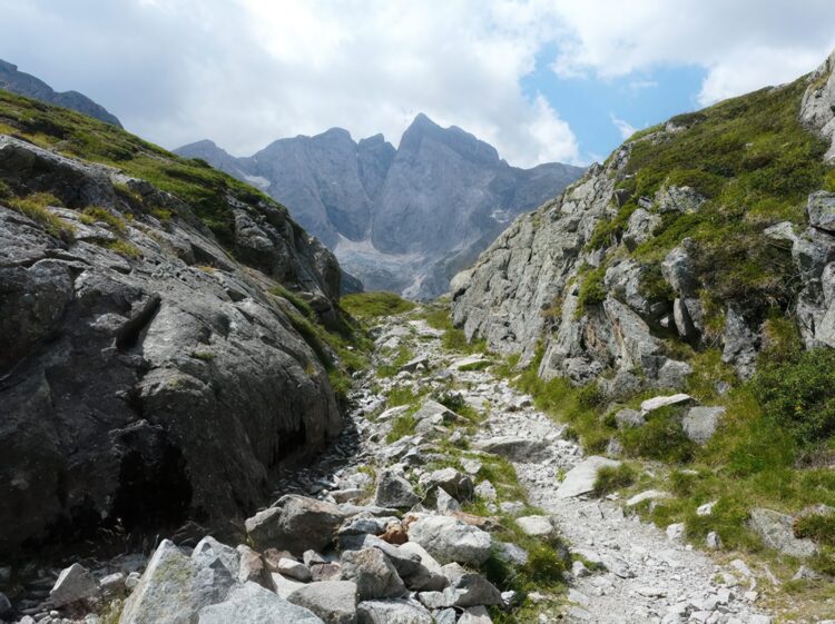 6 jours de randonnée dans le Parc National des Pyrénées