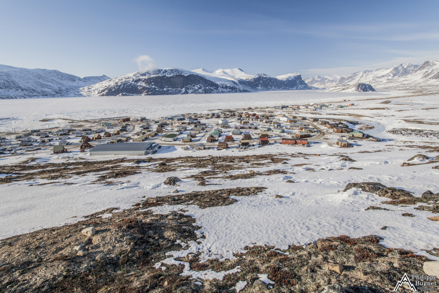 raquettes pulka sur l&#039;île de Baffin