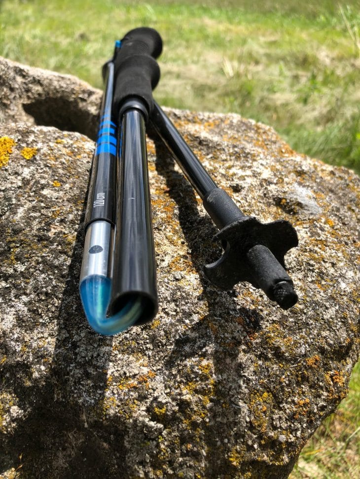 Black Diamond Distance Carbon Z le repliage en Z des Black Diamond Distance Carbon Z