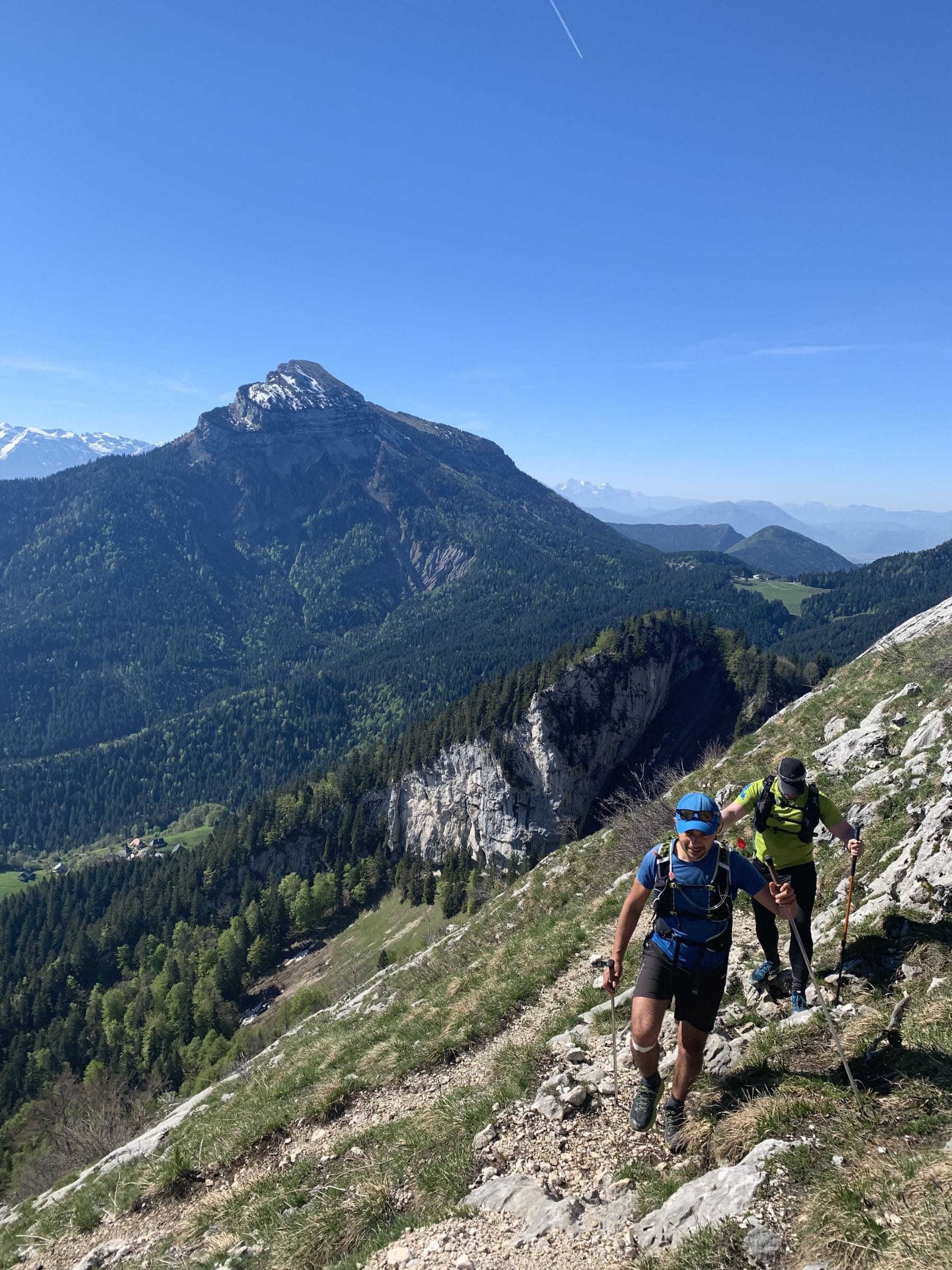 Les Hoka Speedgoat 3 dans les Alpes