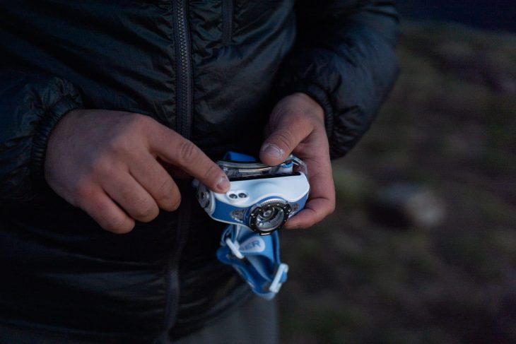 emplacement chargeur Frontale Led Lenser MH11