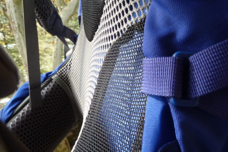 Dos du sac à dos Osprey Ariel AG 65