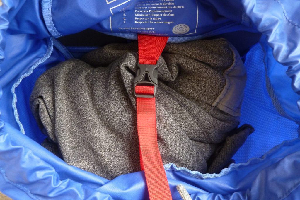 Sangle de compression des affaires du sac à dos Osprey Ariel AG 65