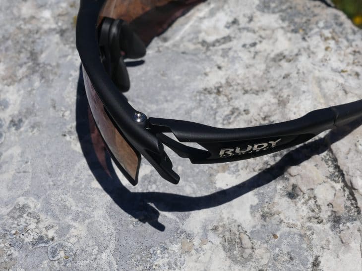 Charnières intégrées dans la branche, lunettes de soleil Rudy Project Tralyx Slim