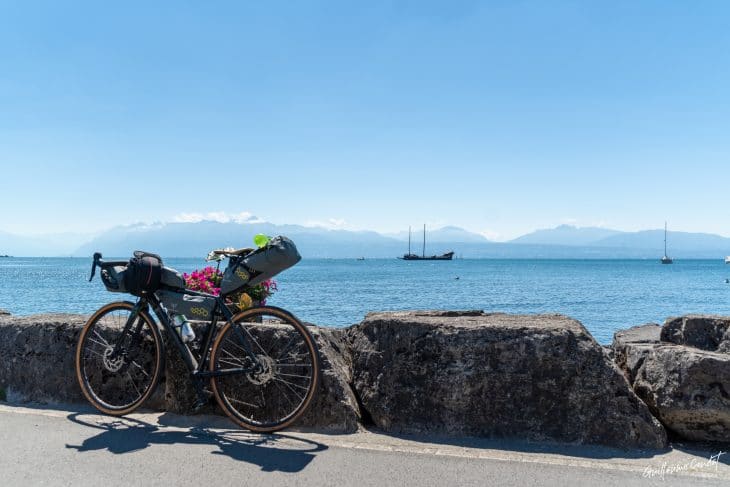 Annecy - Source du Rhône à vélo bikepacking - Suisse Lac Léman