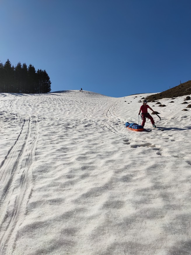 Descente, Petite traversée du Jura en ski pulka