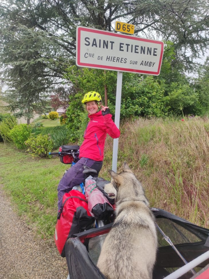 Via Rhôna à vélo entre Seyssel et Lyon avec un chien