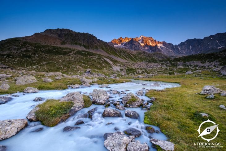 Coucher de soleil sur le cirque d'Arsine, tour du Combeynot