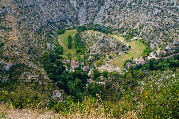 Cirque de Navacelles, GR®7, traversée du Massif Central par les parcs