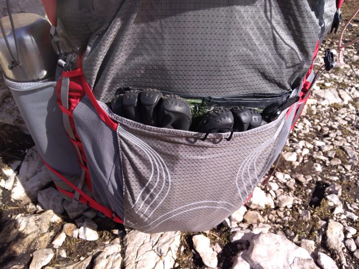 Poche à soufflet du Sac à dos Osprey Eja Pro 55