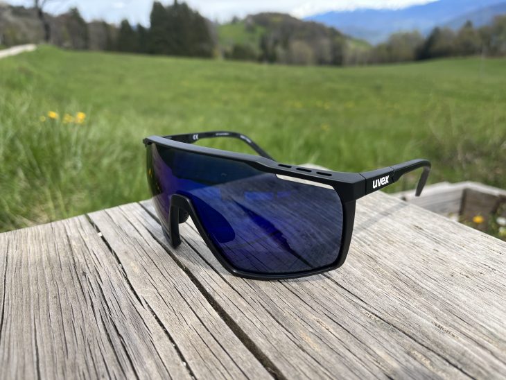 Lunettes de soleil Uvex Mtn Perform V Black Matt 23
