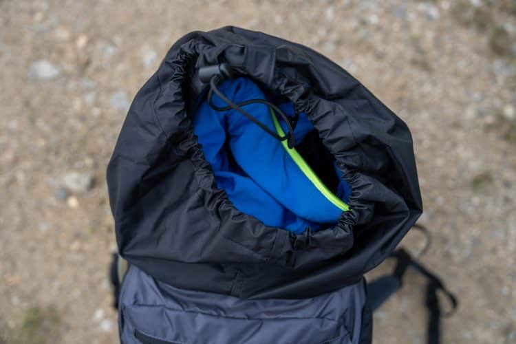 Accès par le haut du sac à dos Lafuma Access 40