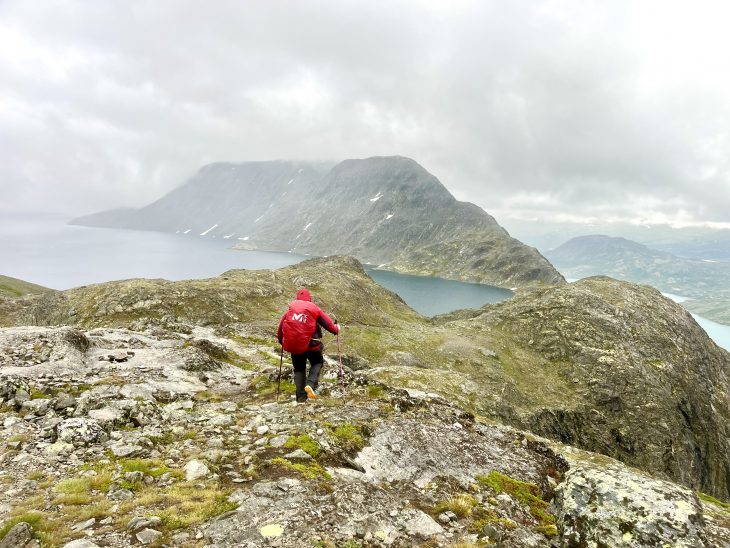 Le Bessengen, Traversée du Jotunheimen à pied