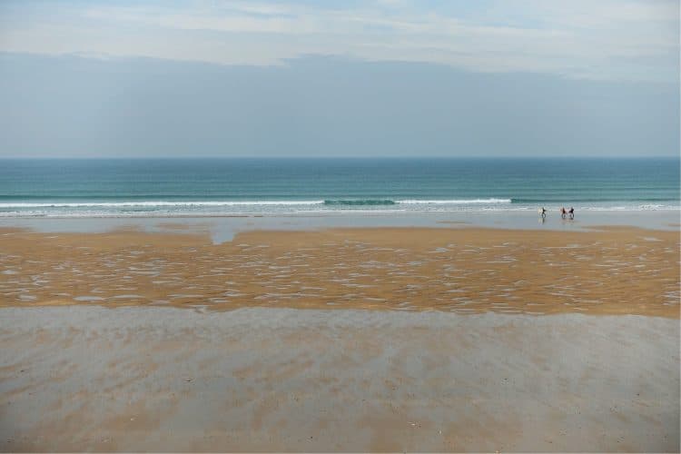 Plage de Sciotot - L'appel de la vague