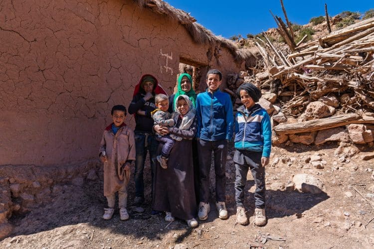 Famille nomade, Randonnée dans la Vallée des Roses (Maroc)