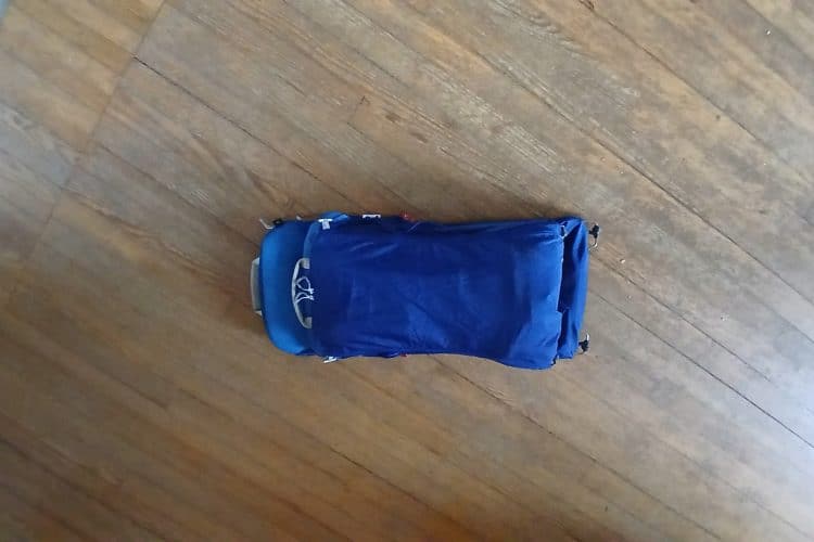 Le poco LT plié et peu encombrant