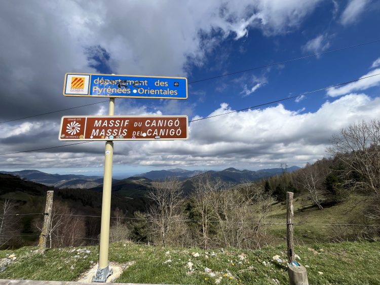 Retour en France, Pirinexus