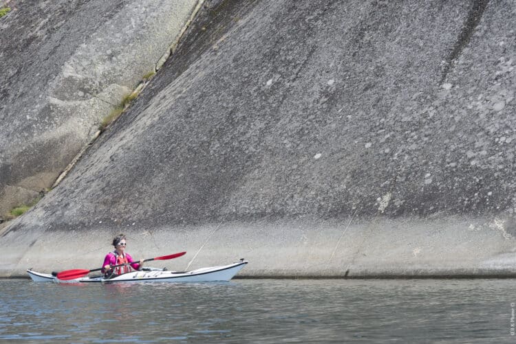 10 conseils pour choisir sa pagaie de randonnée en kayak de mer