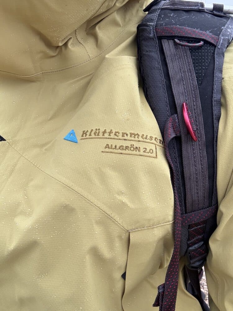 Test Veste Impermeable Klättermusen Allgrön 2.0