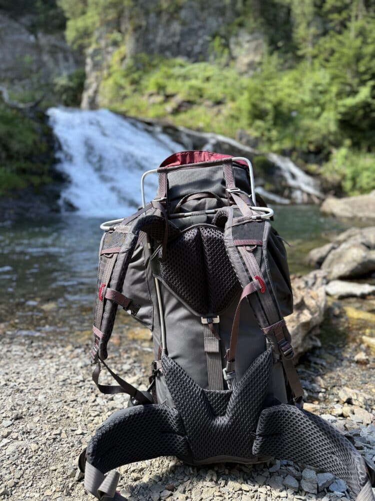 Test Sac à dos Klättermusen Ymer 2.0 65L+12L - Vue de dos