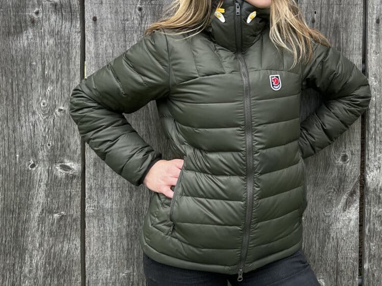 Doudoune de face Fjällräven Expedition Pack Down Hoodie W
