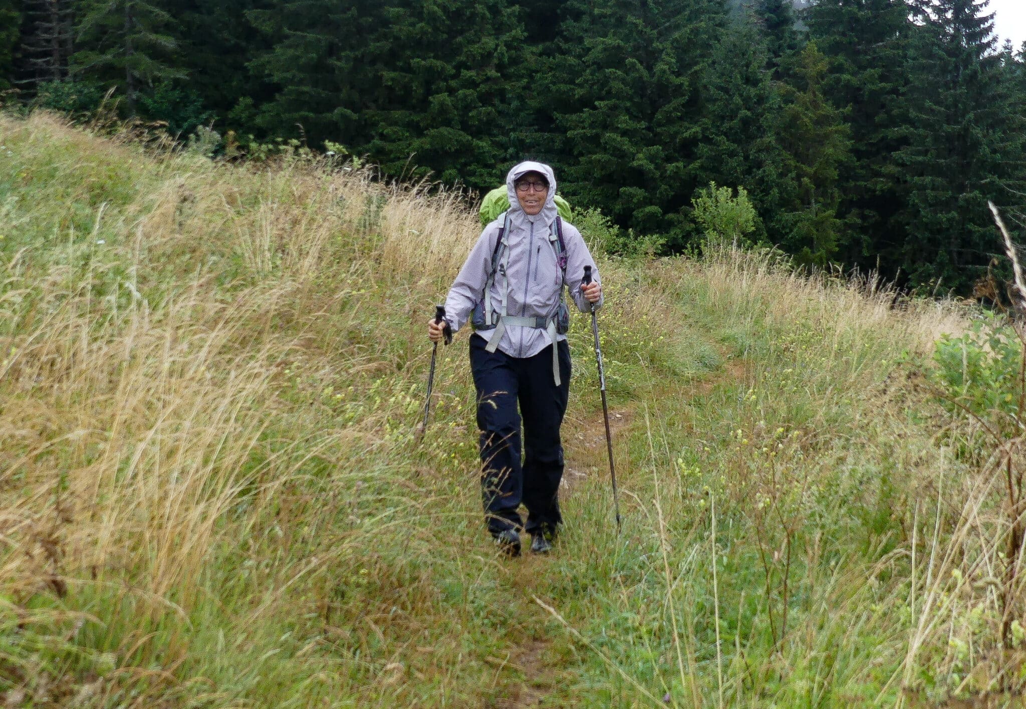 Kathmandu Seeker 2.5L Rain jacket