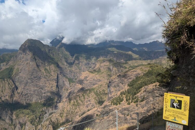 Trek à la Réunion : Direction Roche Plate