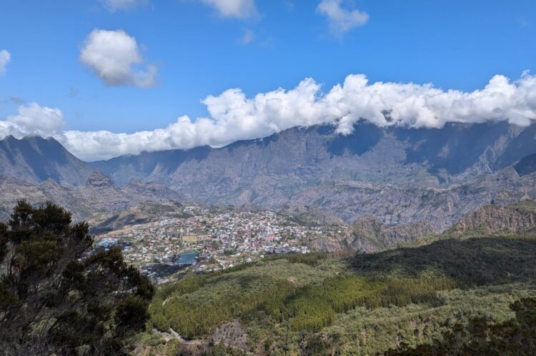 Trek à la Réunion : Vers le sommet du Piton des Neiges