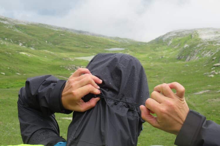 Réglage Capuche Black Diamond Fineline Stretch Shell