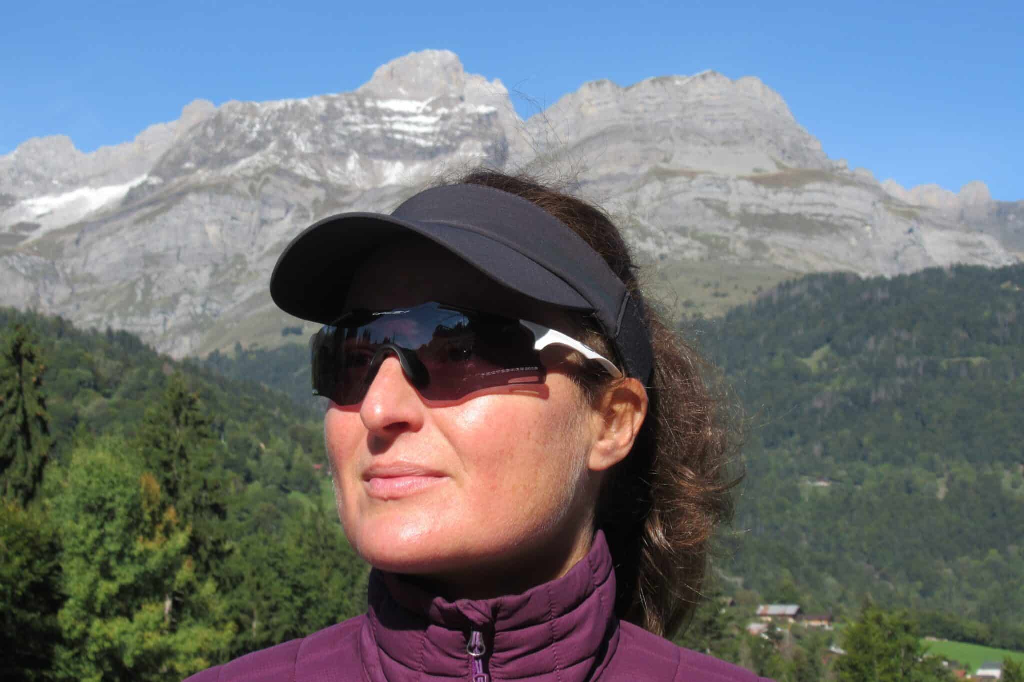 Test Lunettes Oakley Cybr Zero Clear To Black Iridium Photochromic