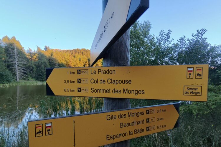 Randonnée du lac au sommet des Monges Randonnée du lac au sommet des Monges