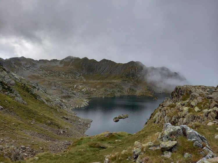 Lac de la Montagnette, Sentier des refuges du Luchonnais