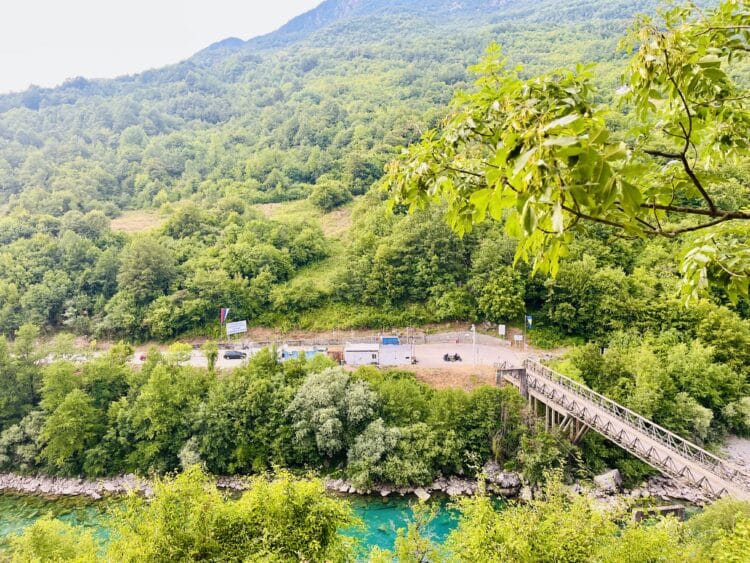 La frontière est à vue, Transdinarica à vélo