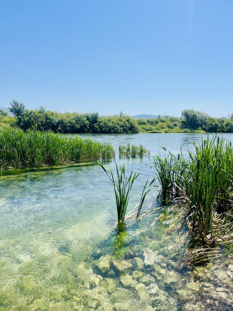 La fraicheur inespérée de la Cetina, TransDinarica à vélo