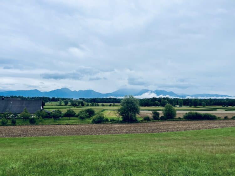 Campagne Slovène, Transdinarica à vélo