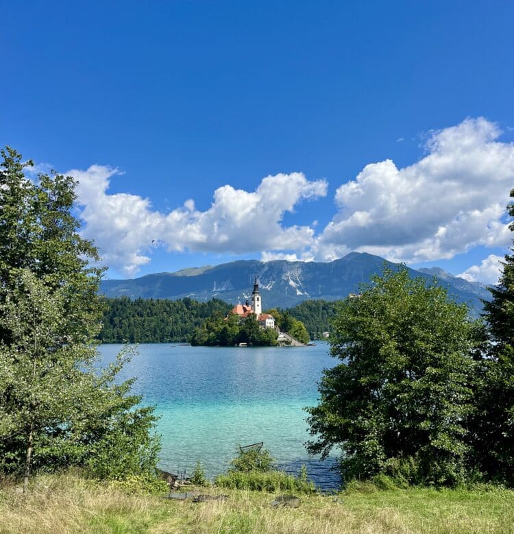 Le lac de Bled, Transdinarica à vélo