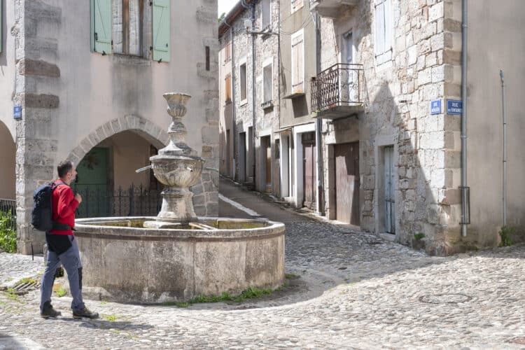 Randonnée Sur le GRP Entre deux lacs Avène - Salagou