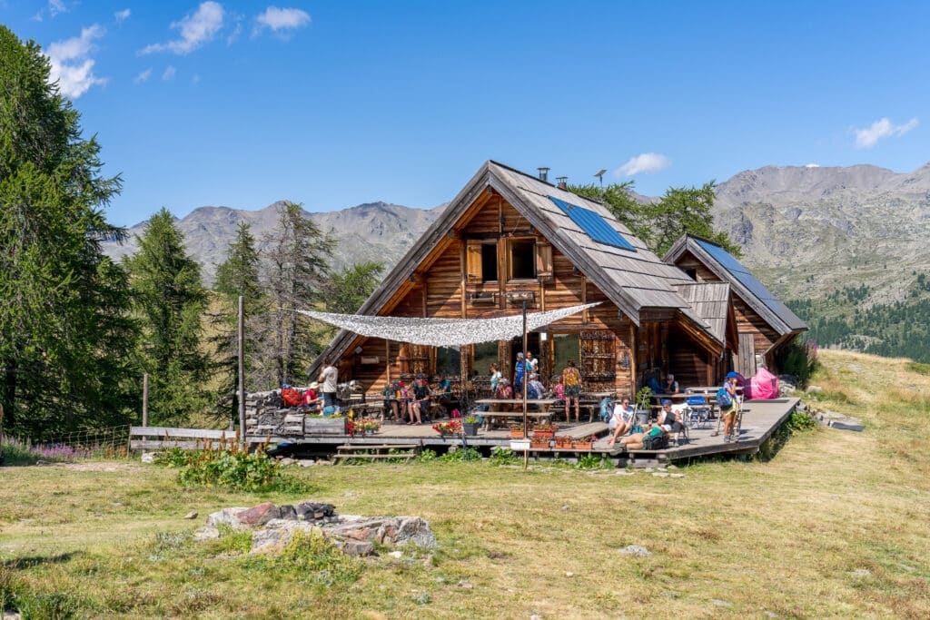 Refuge du Chardonnet, Tour de la Tête Noire