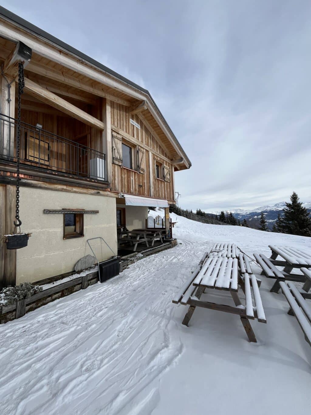 Jour #1 Le refuge Le Logis des Fées