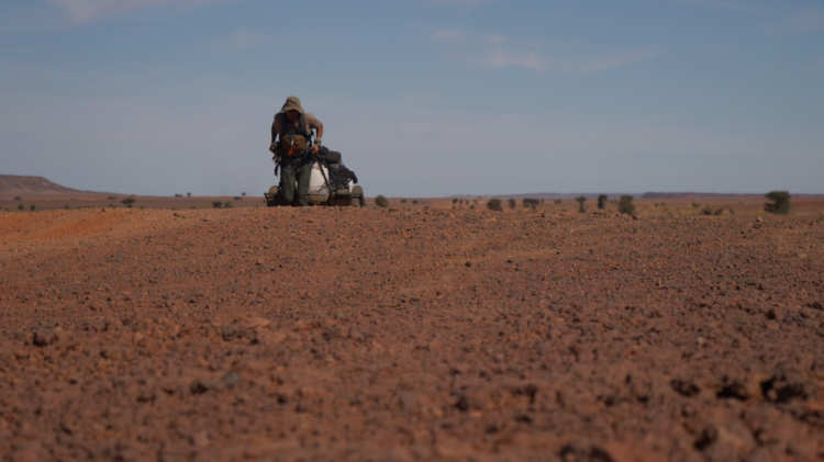 550 km à pied dans le Sahara marocain