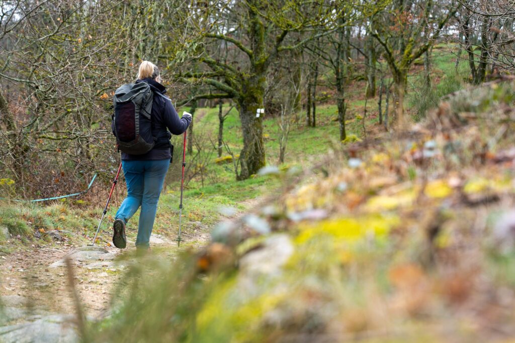 Randonnée dans les gorges de la Loire autour du lac de Grangent