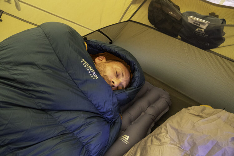 sac de couchage mountain equipment helium 400