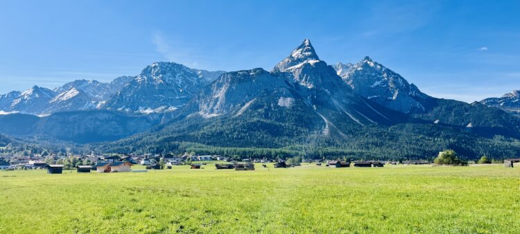 On quitte le Zugspitze sous le soleil